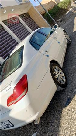 تۆیۆتا ئەڤەلۆن